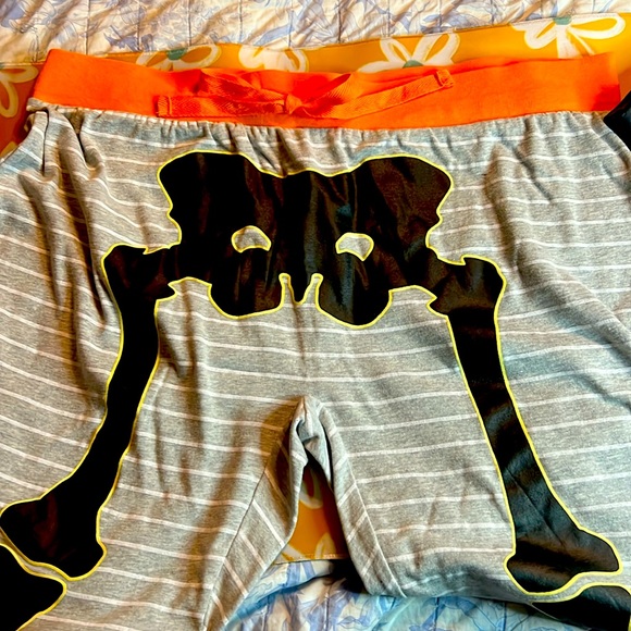 Glow-in-the-dark Skeleton top & bottom by Under Disguise NEW with TAGS - Picture 3 of 5